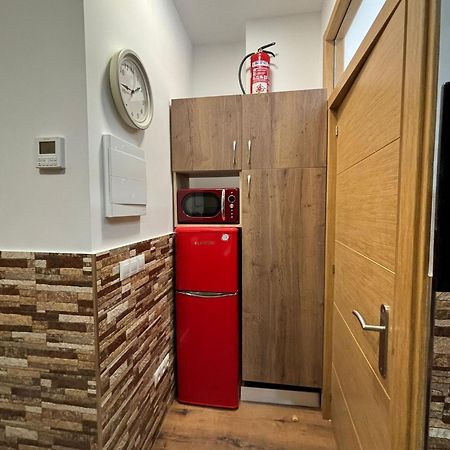 Apartamentos Deluxe Barajas Madri Exterior foto
