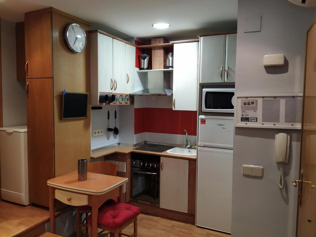 Apartamentos Deluxe Barajas Madri Exterior foto