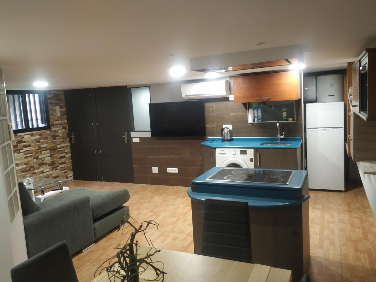 Apartamentos Deluxe Barajas Madri Exterior foto