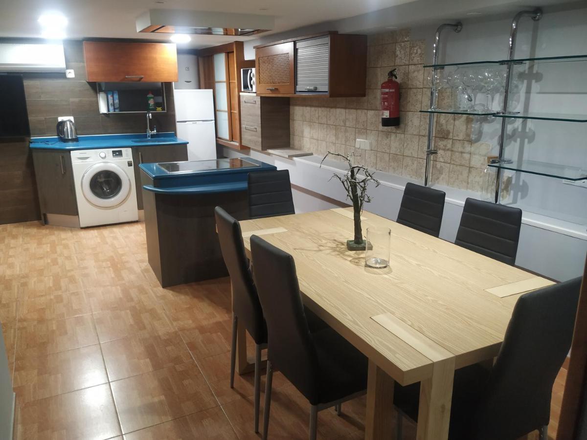 Apartamentos Deluxe Barajas Madri Exterior foto
