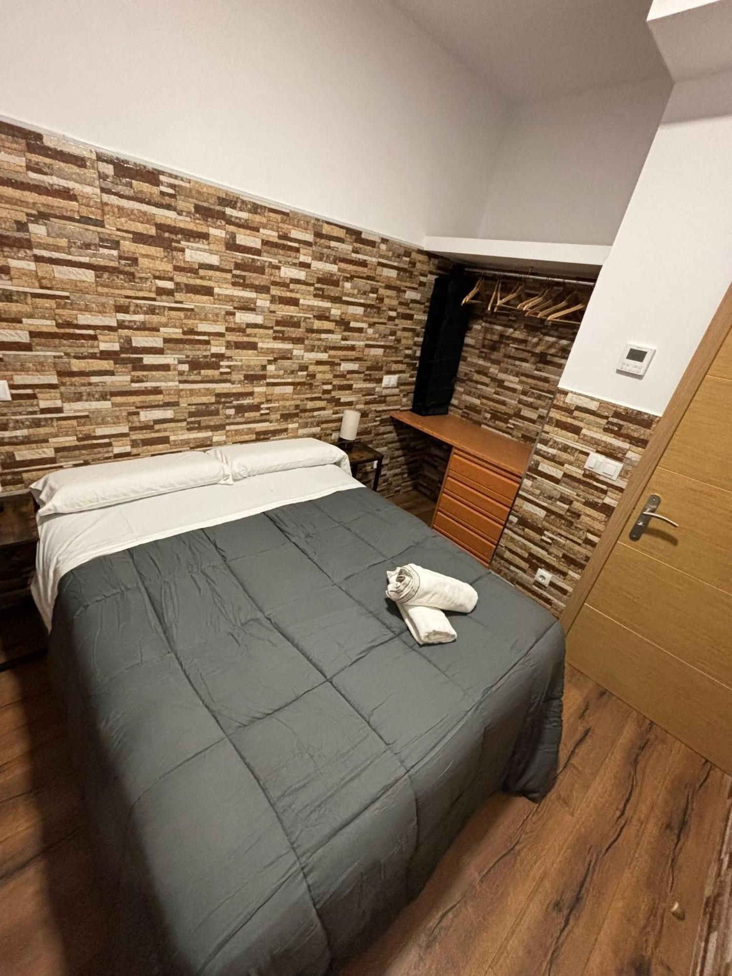 Apartamentos Deluxe Barajas Madri Exterior foto