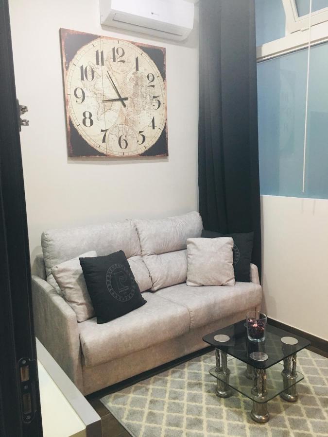 Apartamentos Deluxe Barajas Madri Exterior foto
